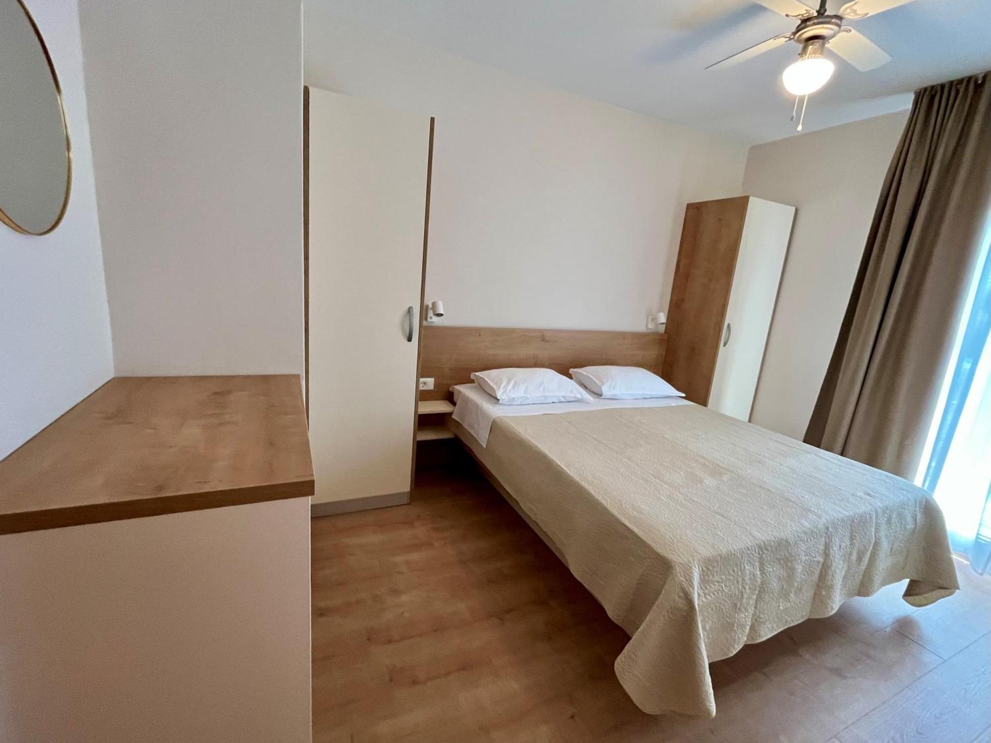 Bed&Breakfast Nada ปริฟลากา ภายนอก รูปภาพ